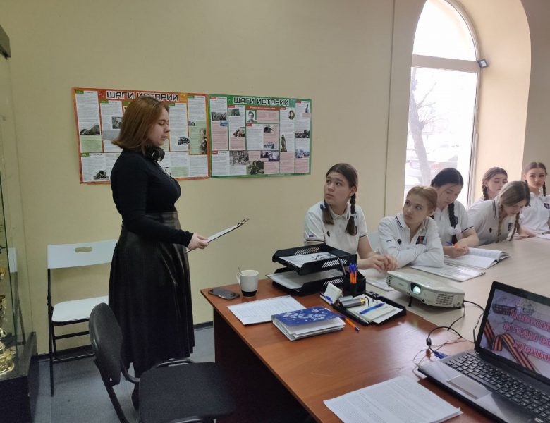 Вахта Памяти и библиотека имени Толстого!