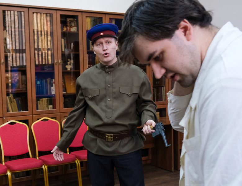 Из настоящего – в прошлое и обратно