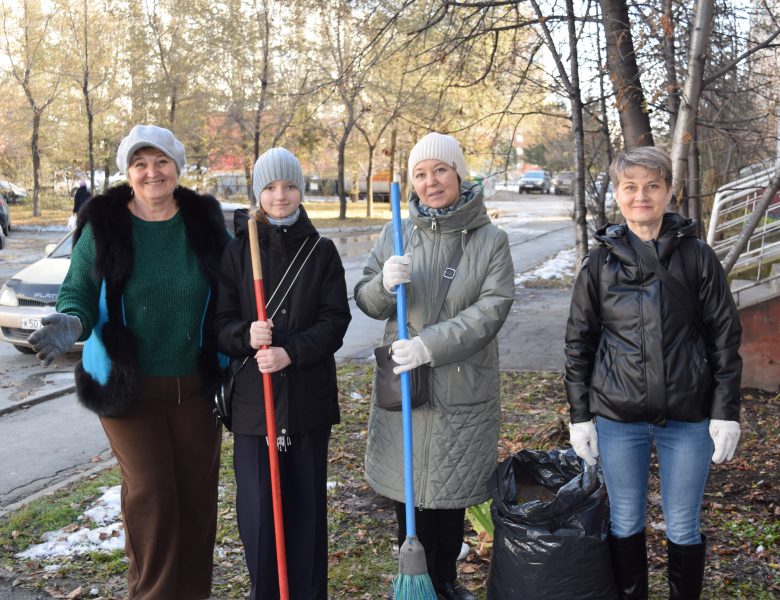 На субботник мы идем…