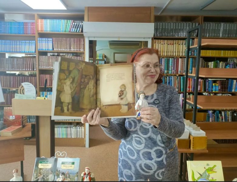 От каменного века до Наташи Ростовой:  как маленькая статуэтка открывает мир большой литературы